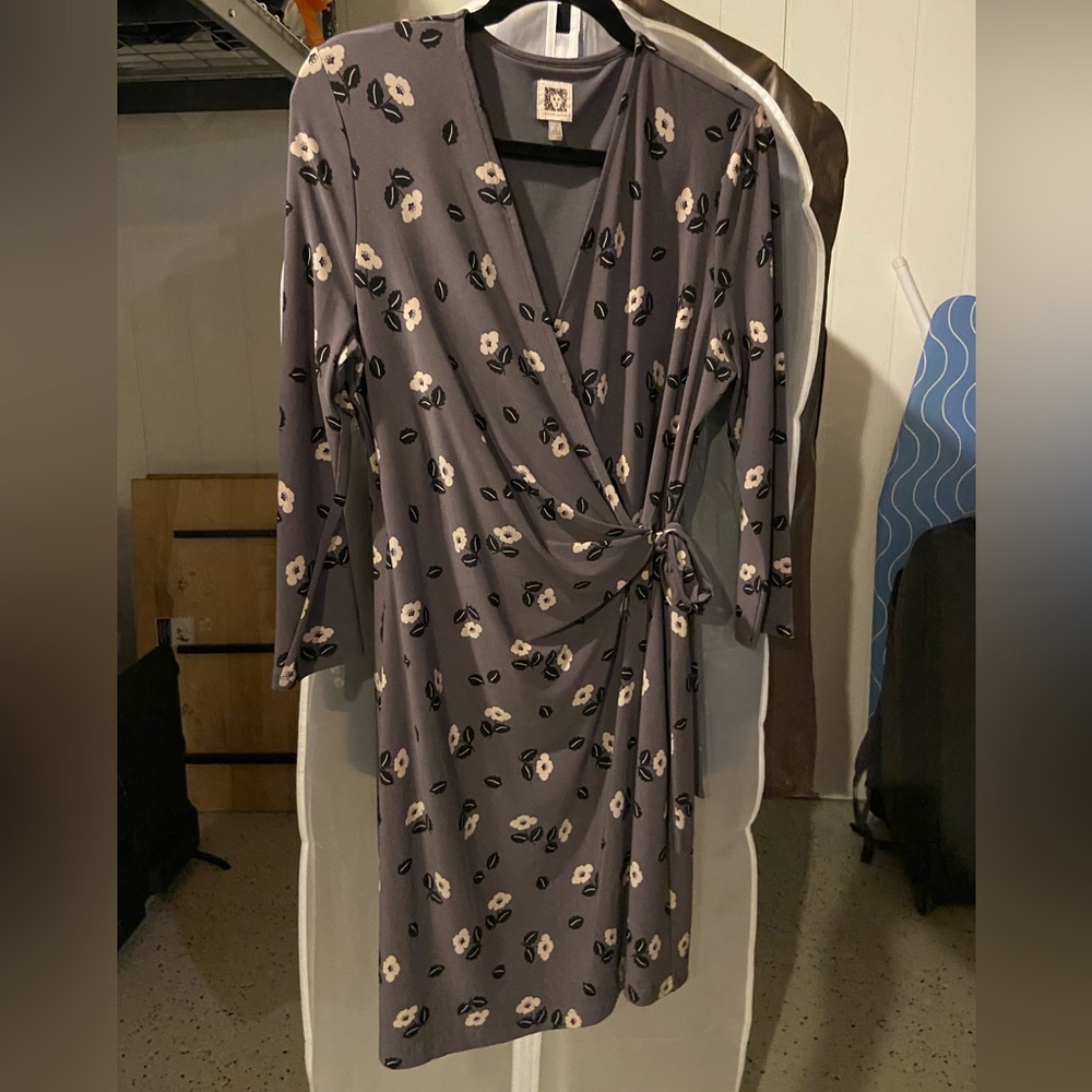 Anne Klein Floral Long Sleeve Dress in Gray and Cream